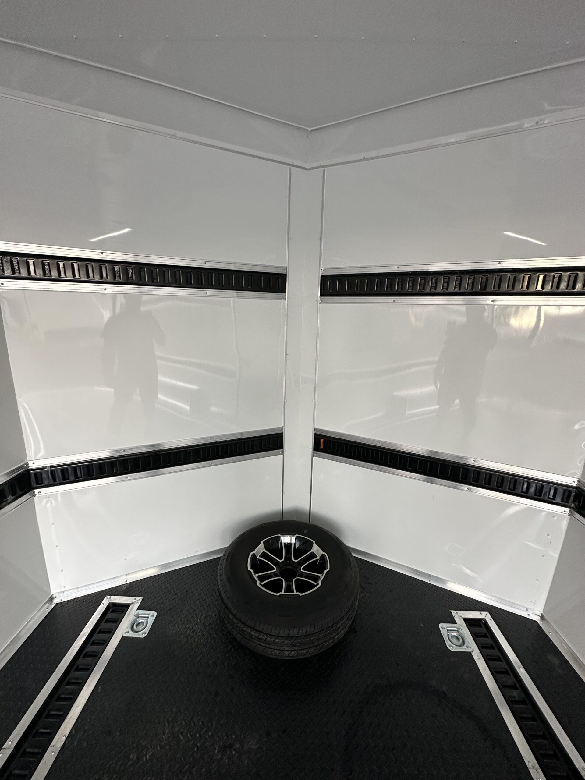 2025 Maximum Cargo Enclosed Car Hauler Cargo Trailer 8.5x18TA