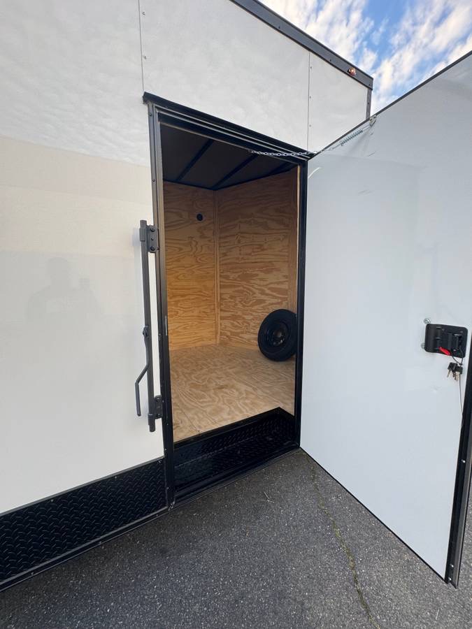 2025 Maximum 8.5x24TA 8ft interior Enclosed Cargo Car Hauler
