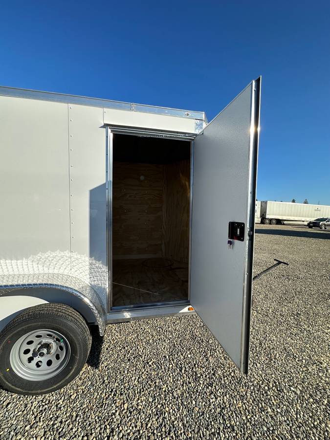 2025 Maximum Enclosed Cargo Trailer 6x10TA