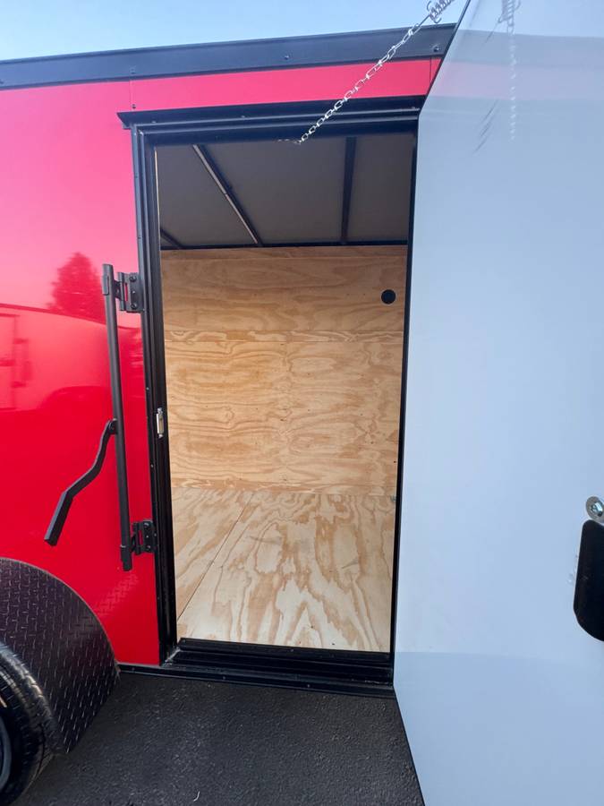 2025 Maximum 5x10SA Enclosed Cargo Trailer 6.3Ft interior