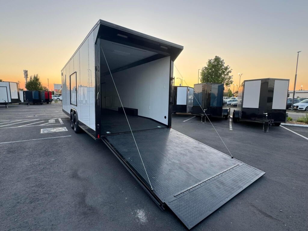 2025 Maximum Cargo 8.5x26TA RACE READY