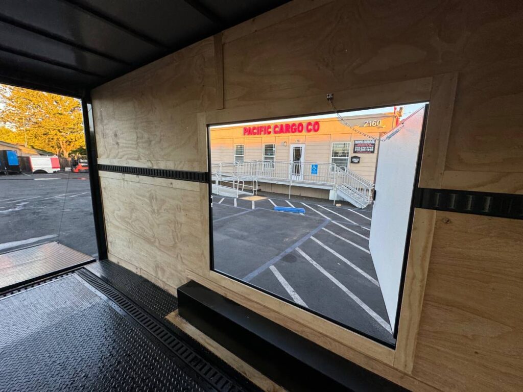 2025 Maximum Cargo 8.5x24TA 7.6ft interior Enclosed Cargo Car Hauler