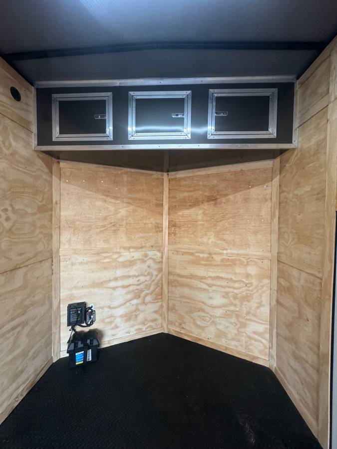 2025 Maximum 8.5x24TA 9.5ft interior Enclosed Cargo Car Hauler