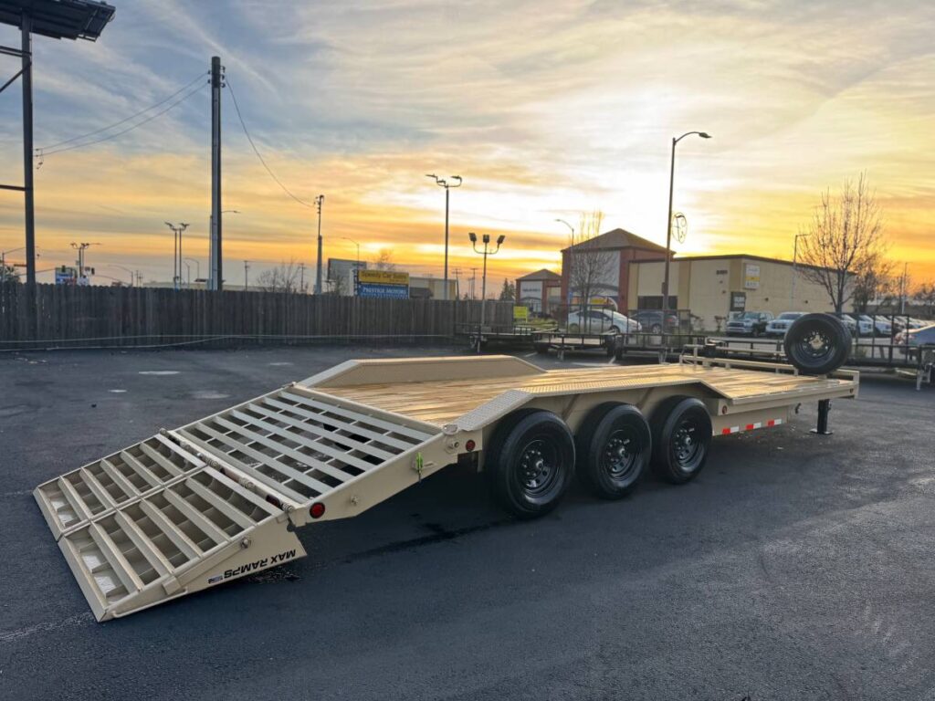 2025 Load Trail Equipment Trailer 102x24 Triple Axle 21K GVWR