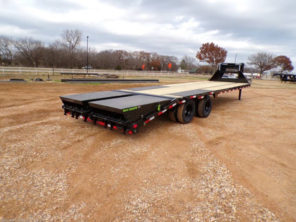 2025 Load Trail 102" x 30' Tandem Low-Pro Gooseneck Trailer 21K GVWR