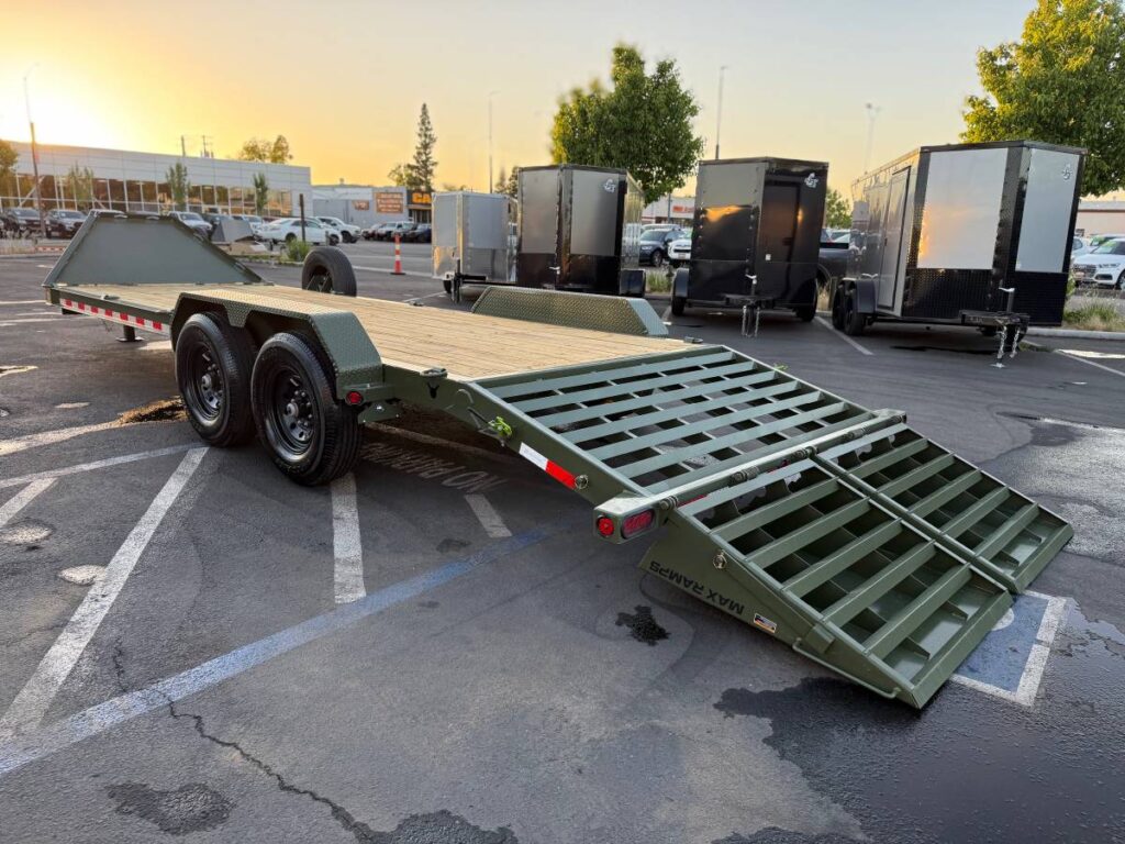 2025 Load Trail Equipment Trailer 83x22 14000GVWR