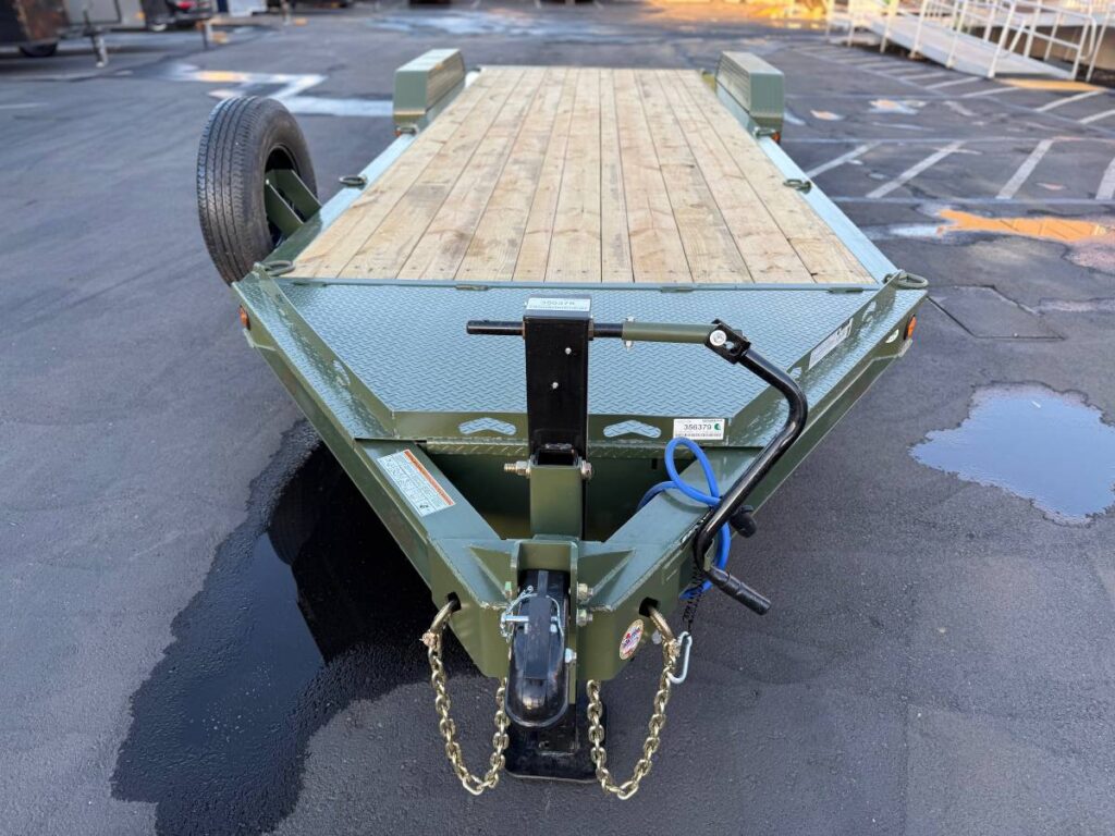 2025 Load Trail Equipment Trailer 83x22 14000GVWR