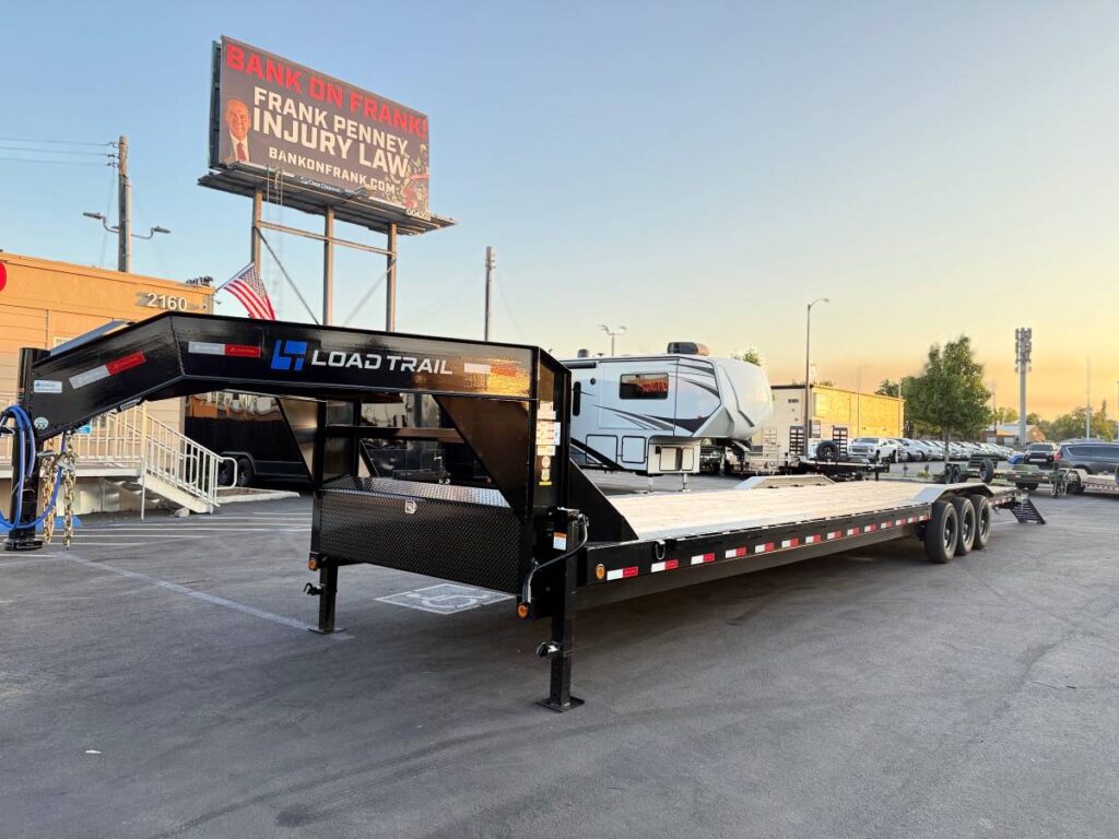 2025 Load Trail Equipment Trailer 102x40 Triple Axle 21KGVWR Gooseneck