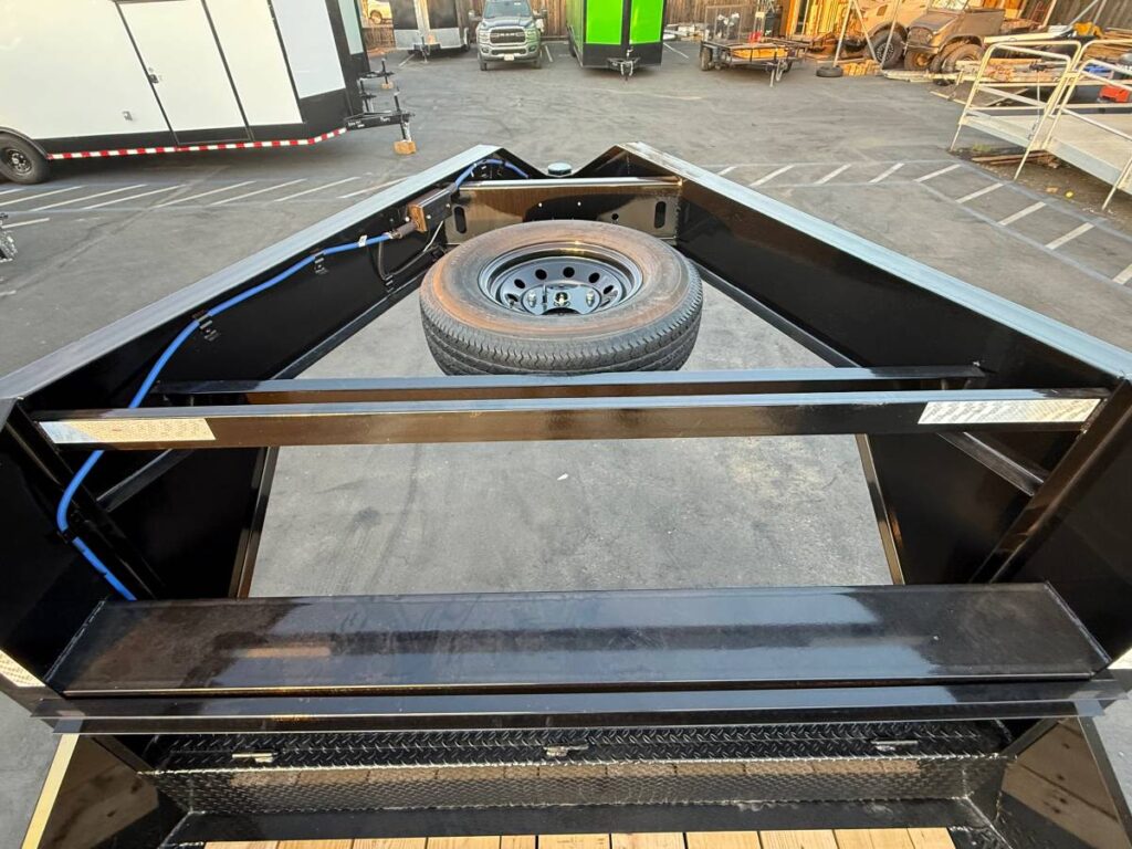 2025 Load Trail Equipment Trailer 102x40 Triple Axle 21KGVWR Gooseneck