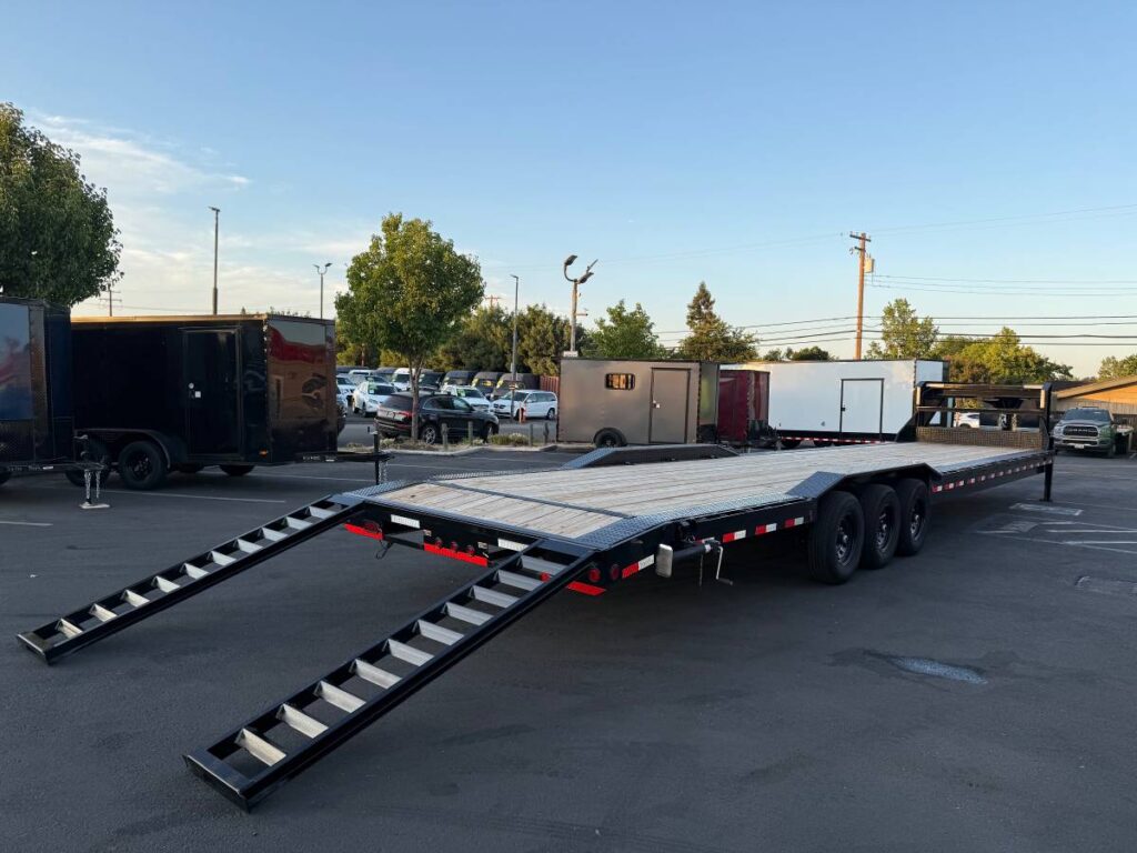 2025 Load Trail Equipment Trailer 102x40 Triple Axle 21KGVWR Gooseneck