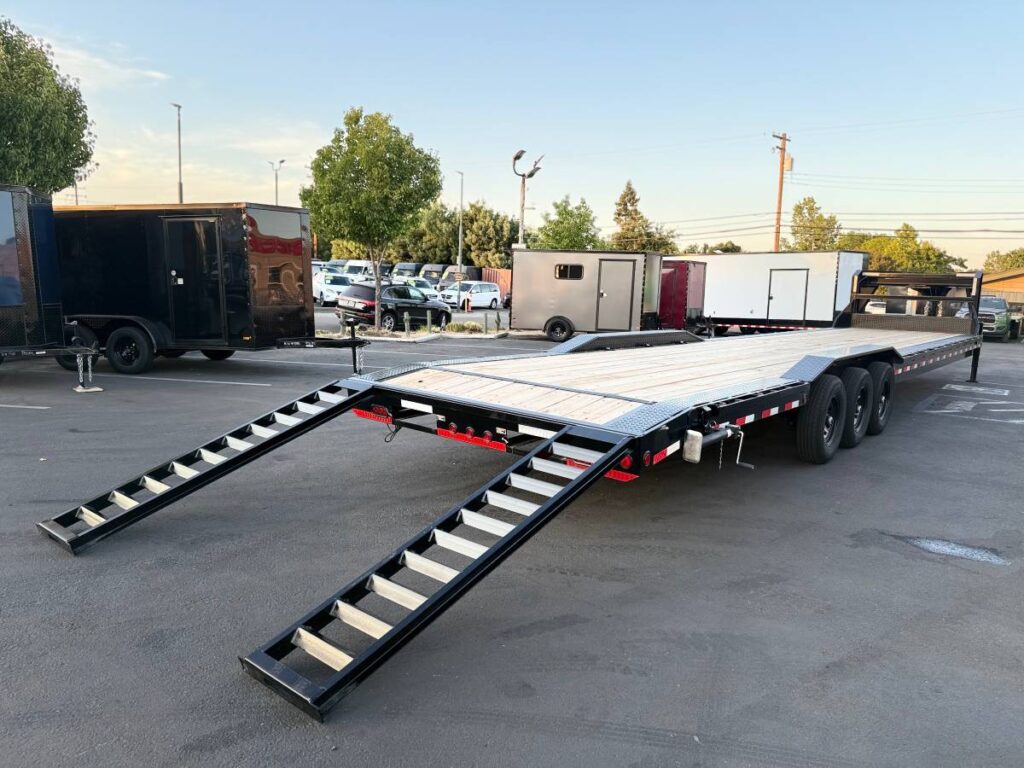 2025 Load Trail Equipment Trailer 102x40 Triple Axle 21KGVWR Gooseneck