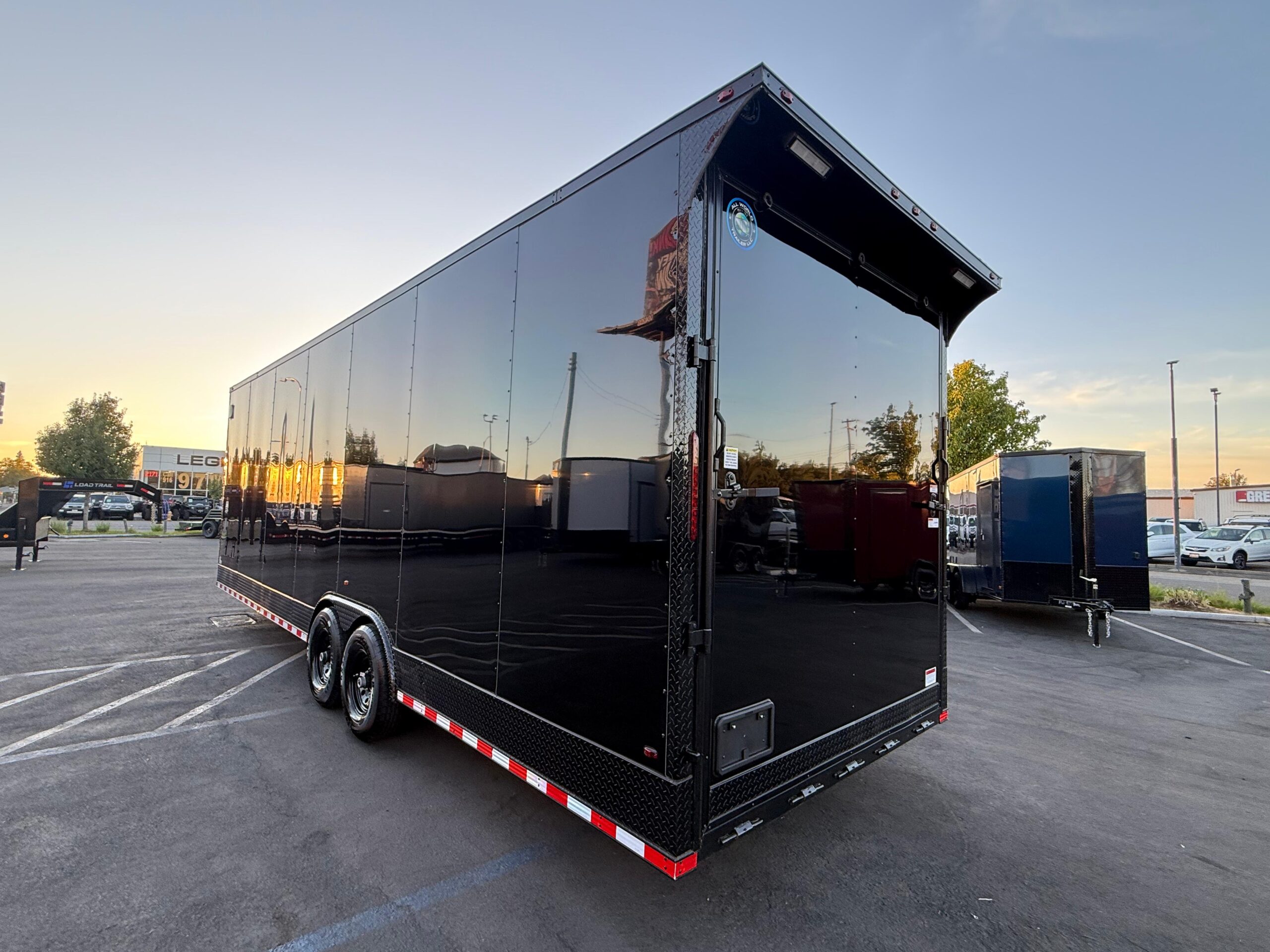 2025 Enclosed Carhauler Toyhauler 8.5x28ta utility cargo trailer