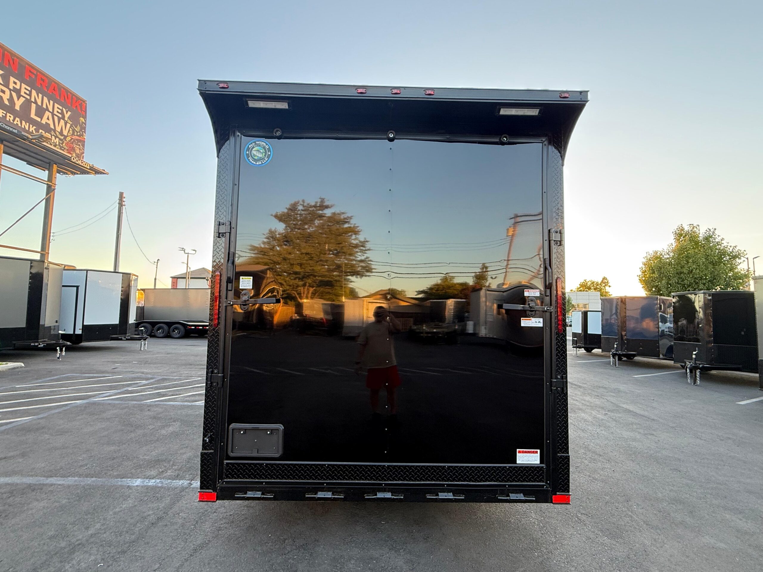 2025 Enclosed Carhauler Toyhauler 8.5x28ta utility cargo trailer