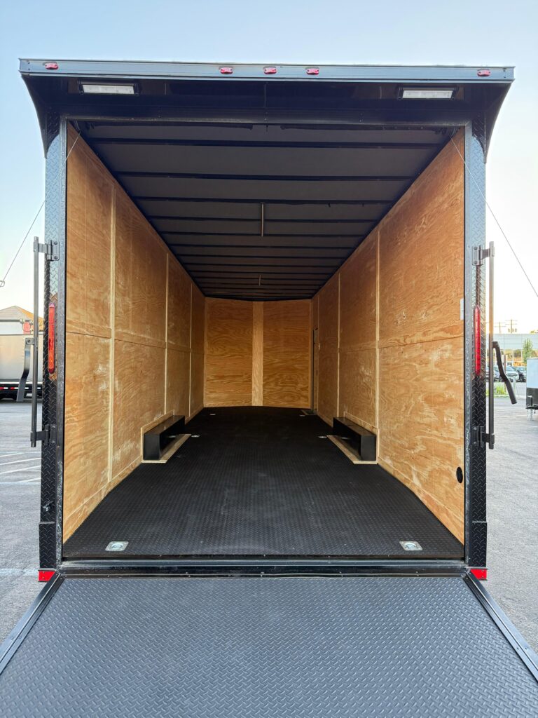 2025 Enclosed Carhauler Toyhauler 8.5x28ta utility cargo trailer