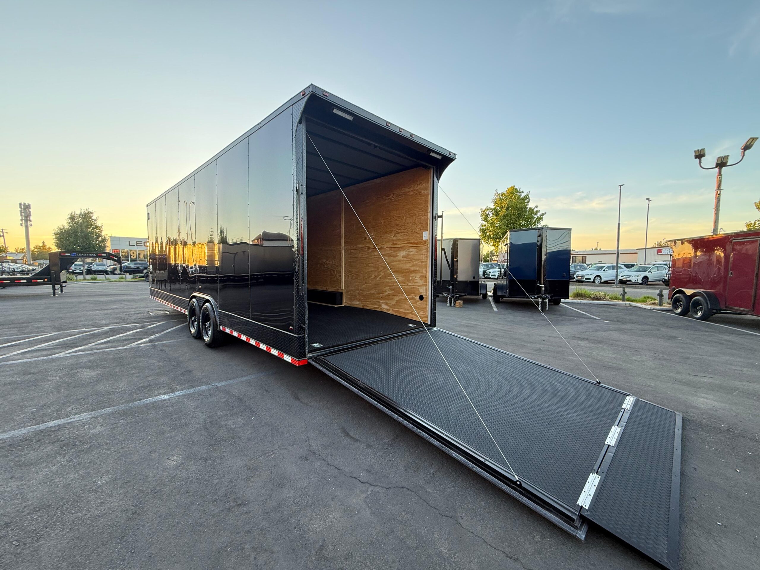 2025 Enclosed Carhauler Toyhauler 8.5x28ta utility cargo trailer