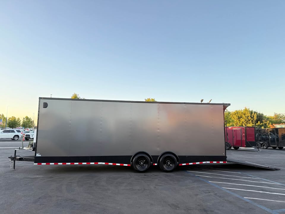 2025 Enclosed Carhauler Toyhauler 8.5x26ta utility cargo trailer