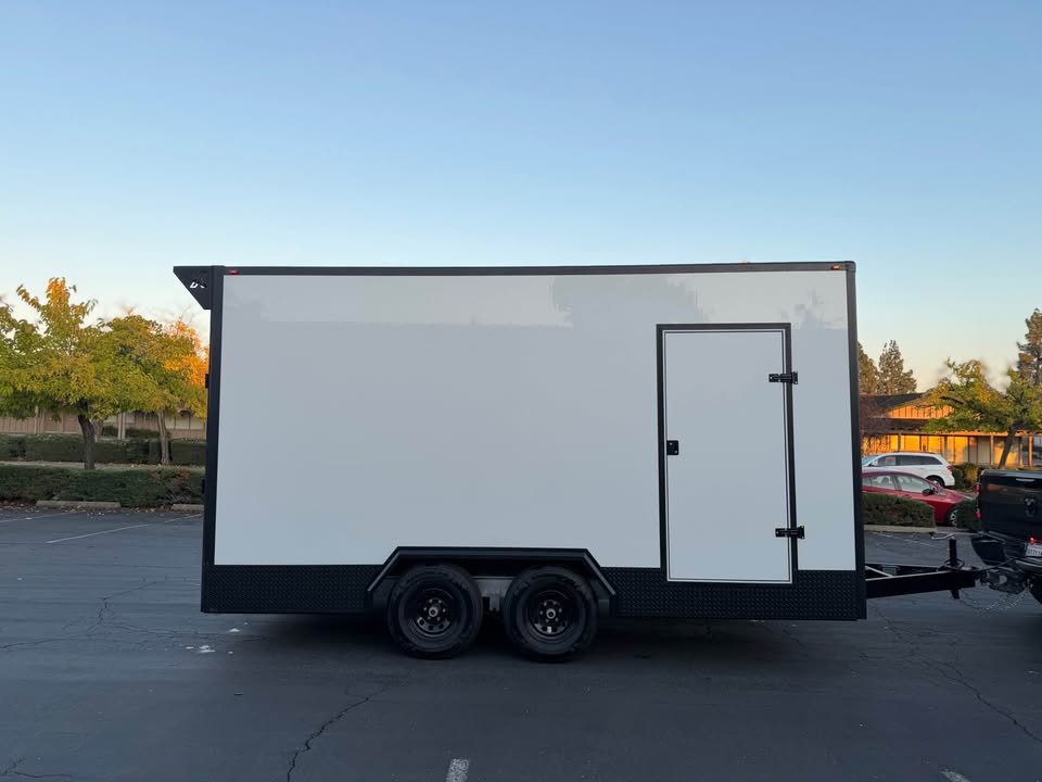 2026 Rexton Trailer Enclosed Toyhaule 8.5x16ta toyhauler/carhauler