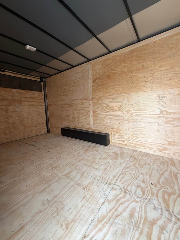 2026 Enclosed Carhauler Toyhauler 8.5X16ta