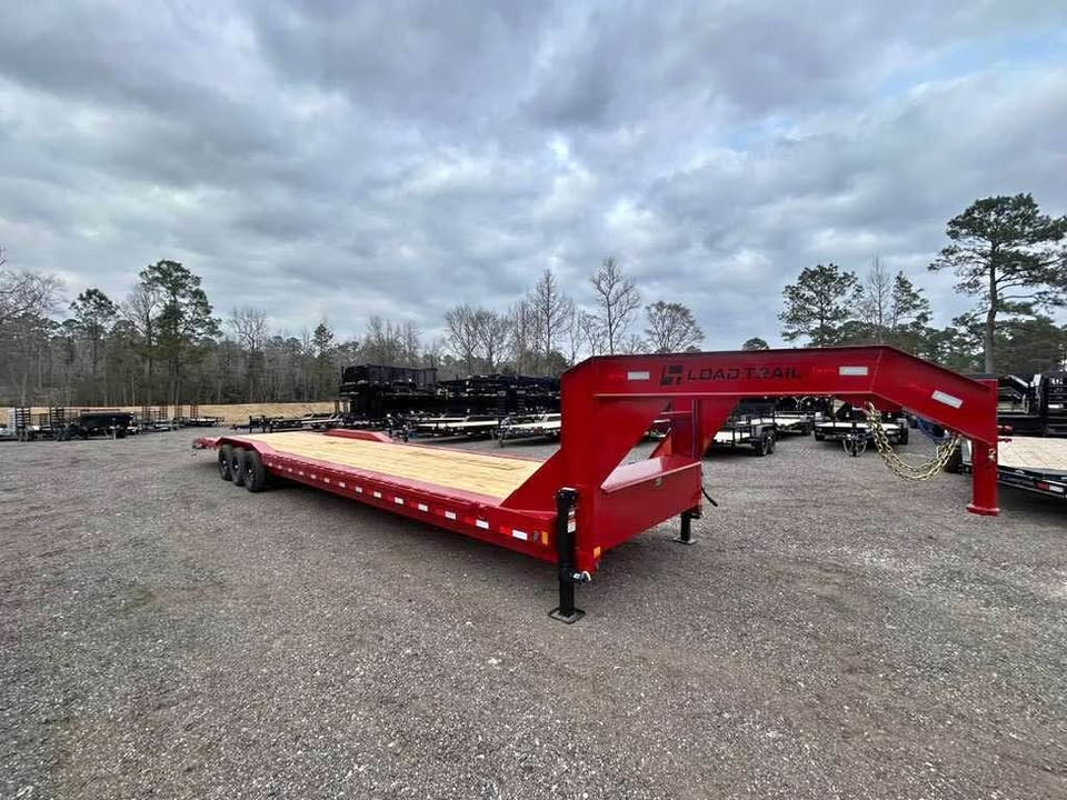 102" x 40' Triple Gooseneck Equipment Trailer
