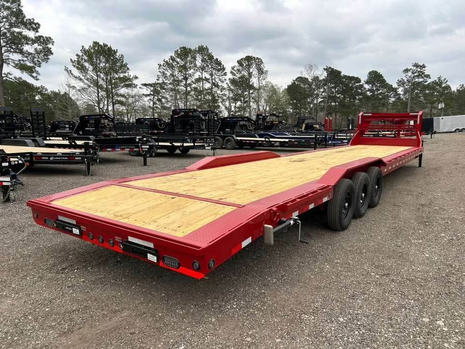 102" x 40' Triple Gooseneck Equipment Trailer