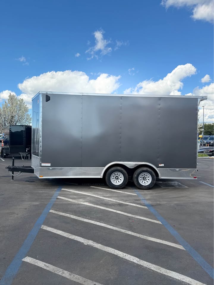 2026 Enclosed Carhauler Toyhauler 8.5x16TA