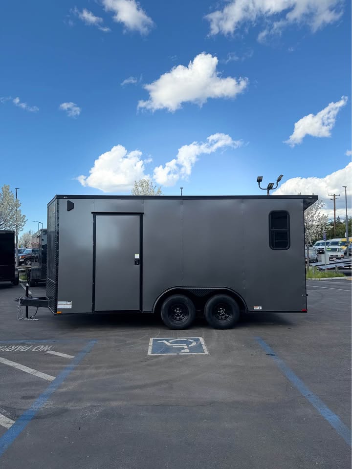 2026 Enclosed Carhauler Toyhauler  8.5x16TA