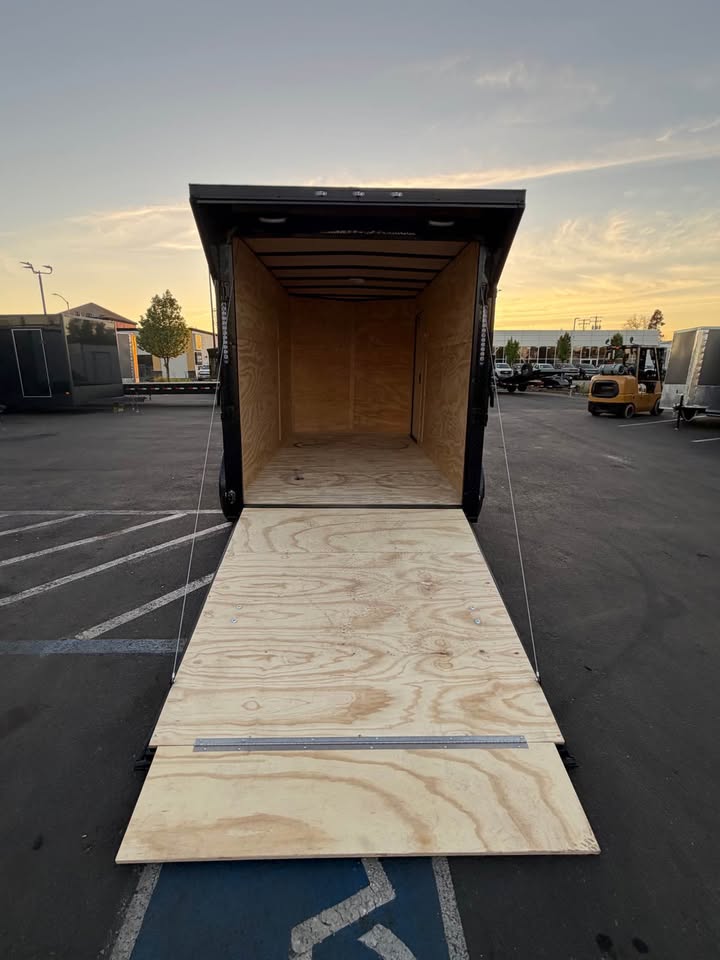 2026 Enclosed cargo trailer 6x12ta utility cargo trailer