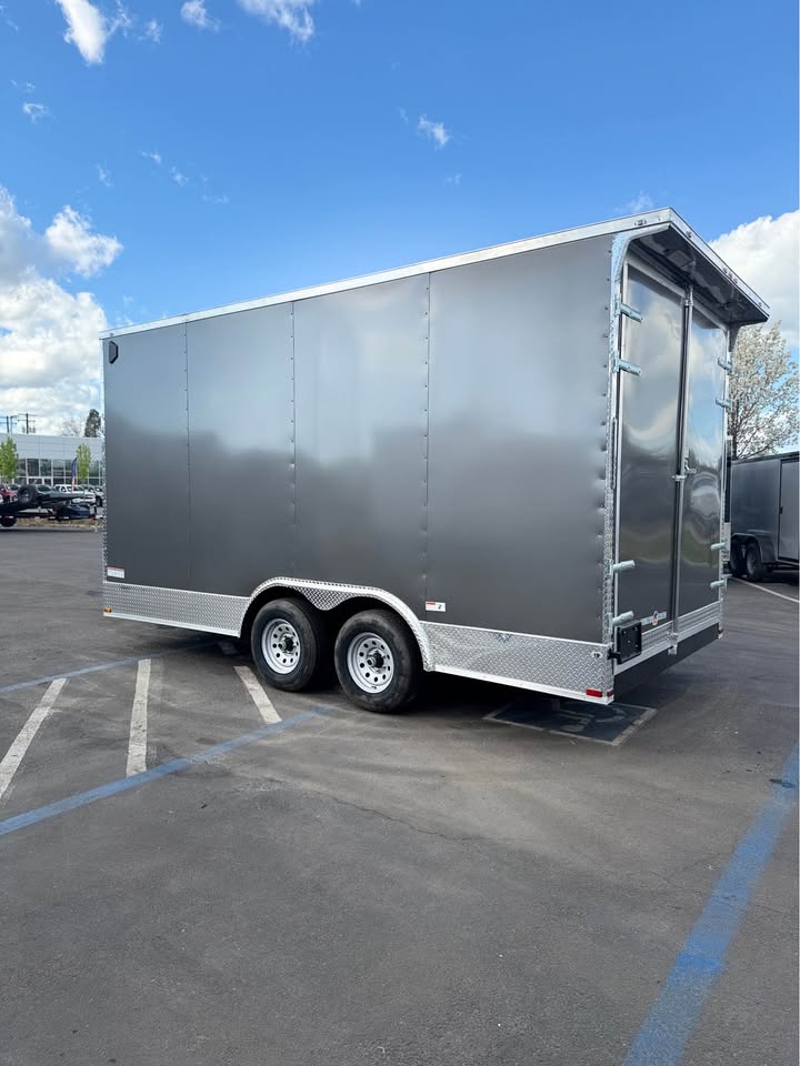 2026 Enclosed Carhauler Toyhauler 8.5x16TA