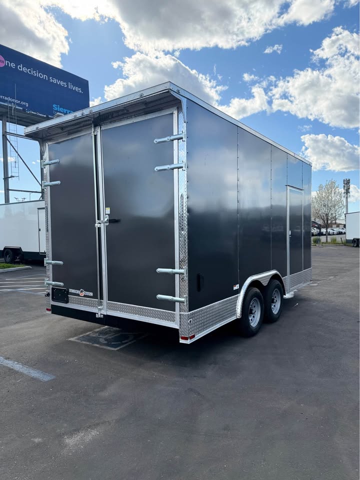 2026 Enclosed Carhauler Toyhauler 8.5x16TA