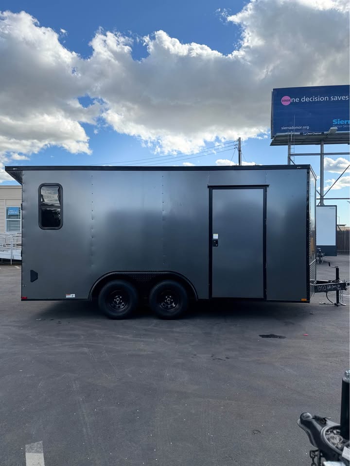 2026 Enclosed Carhauler Toyhauler  8.5x16TA