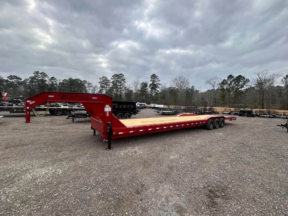 102" x 40' Triple Gooseneck Equipment Trailer