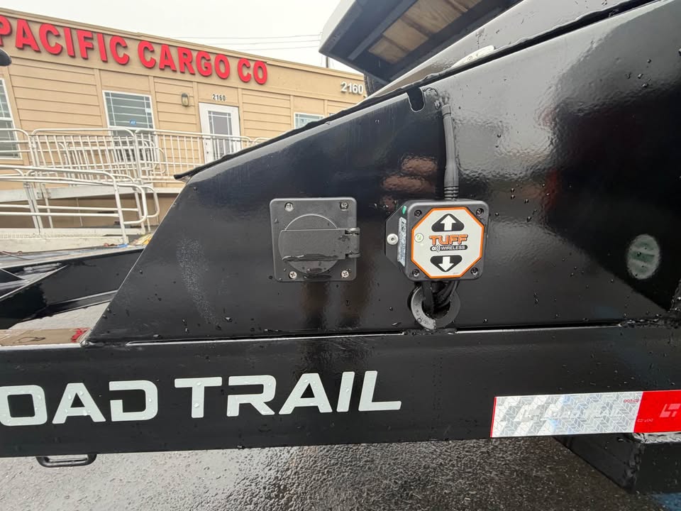 2026 Load Trail 83x22ta rapid loader tilt deck