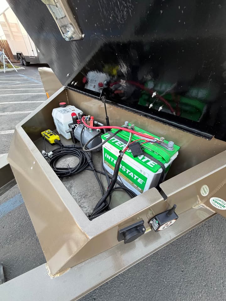 2026 Load Trail 83x20ta rapid loader tilt deck