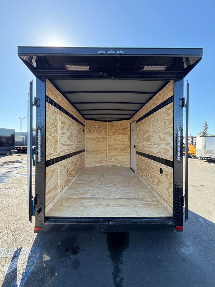 2026 Enclosed Cargo Utility Trailer 6x10ta trailer plus wall etrack