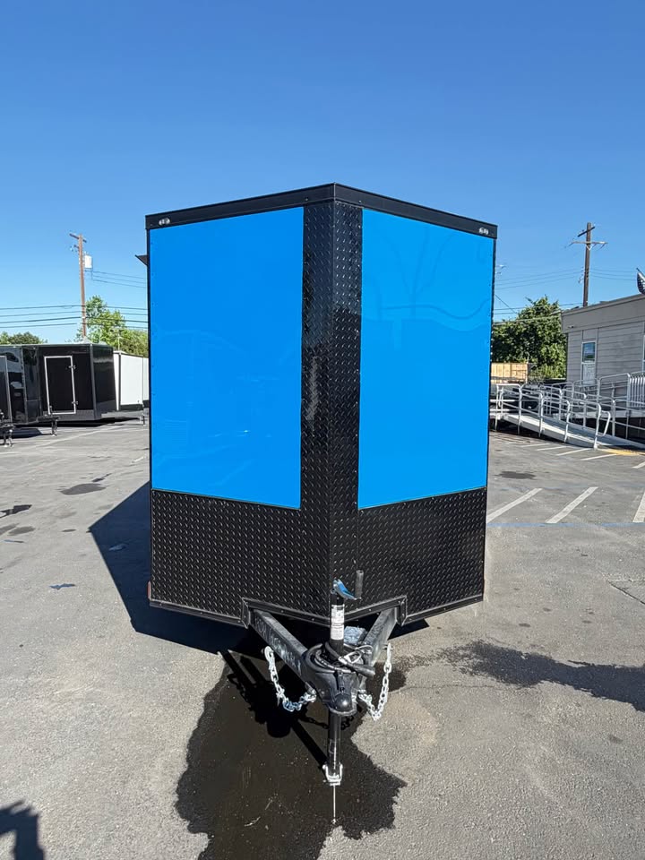 2026 Enclosed Cargo Utility Trailer 6x10ta trailer plus wall etrack