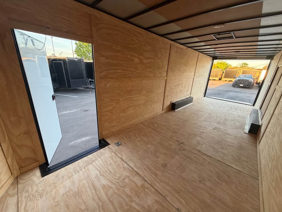 2026 Enclosed Carhauler Toyhauler 8.5x28ta utility cargo trailer