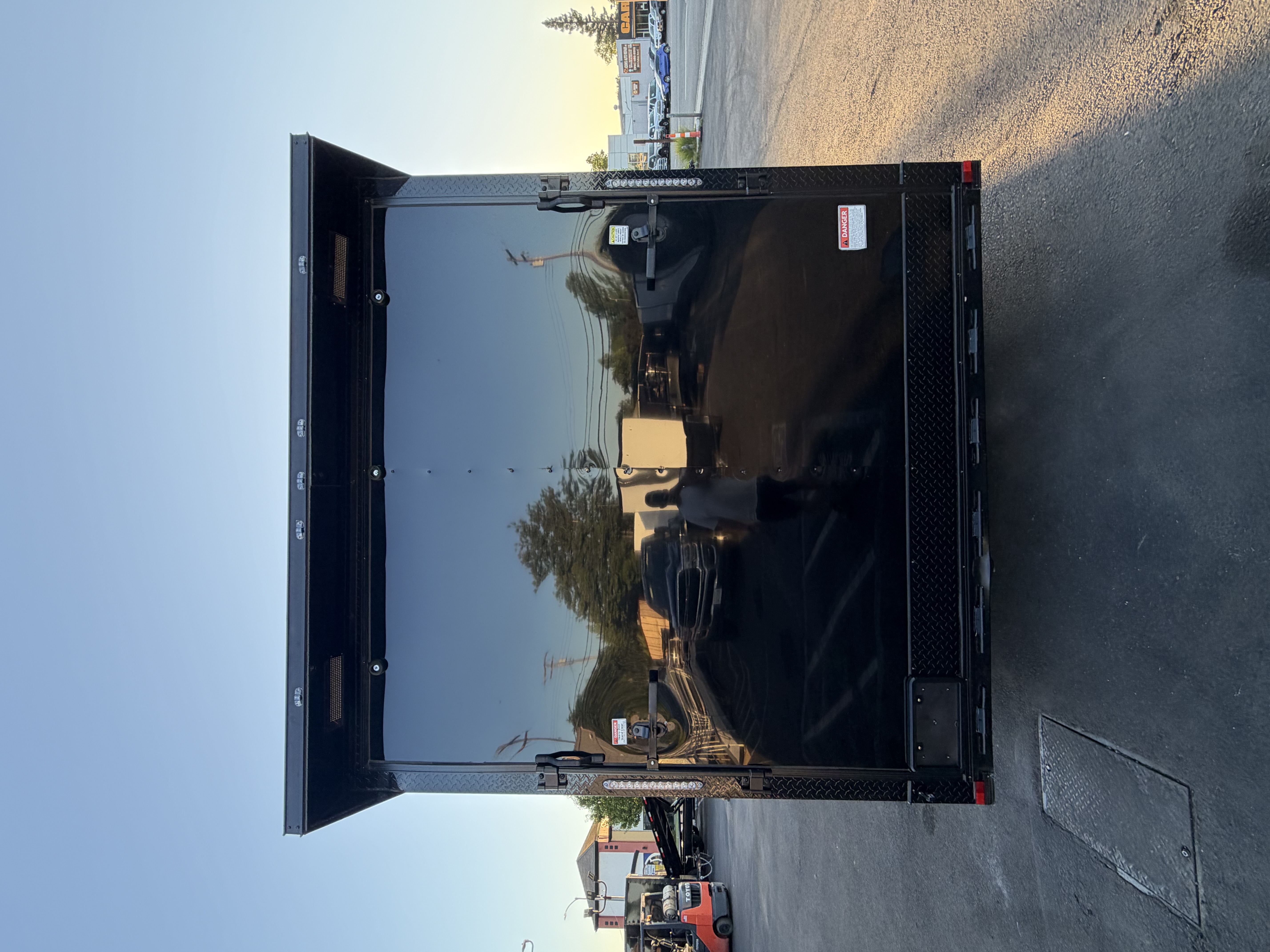 2026 8.5x24 TA 2026 Panther Cargo 8.5x24TA Carhauler Toyhauler Black — photo 10 of 12