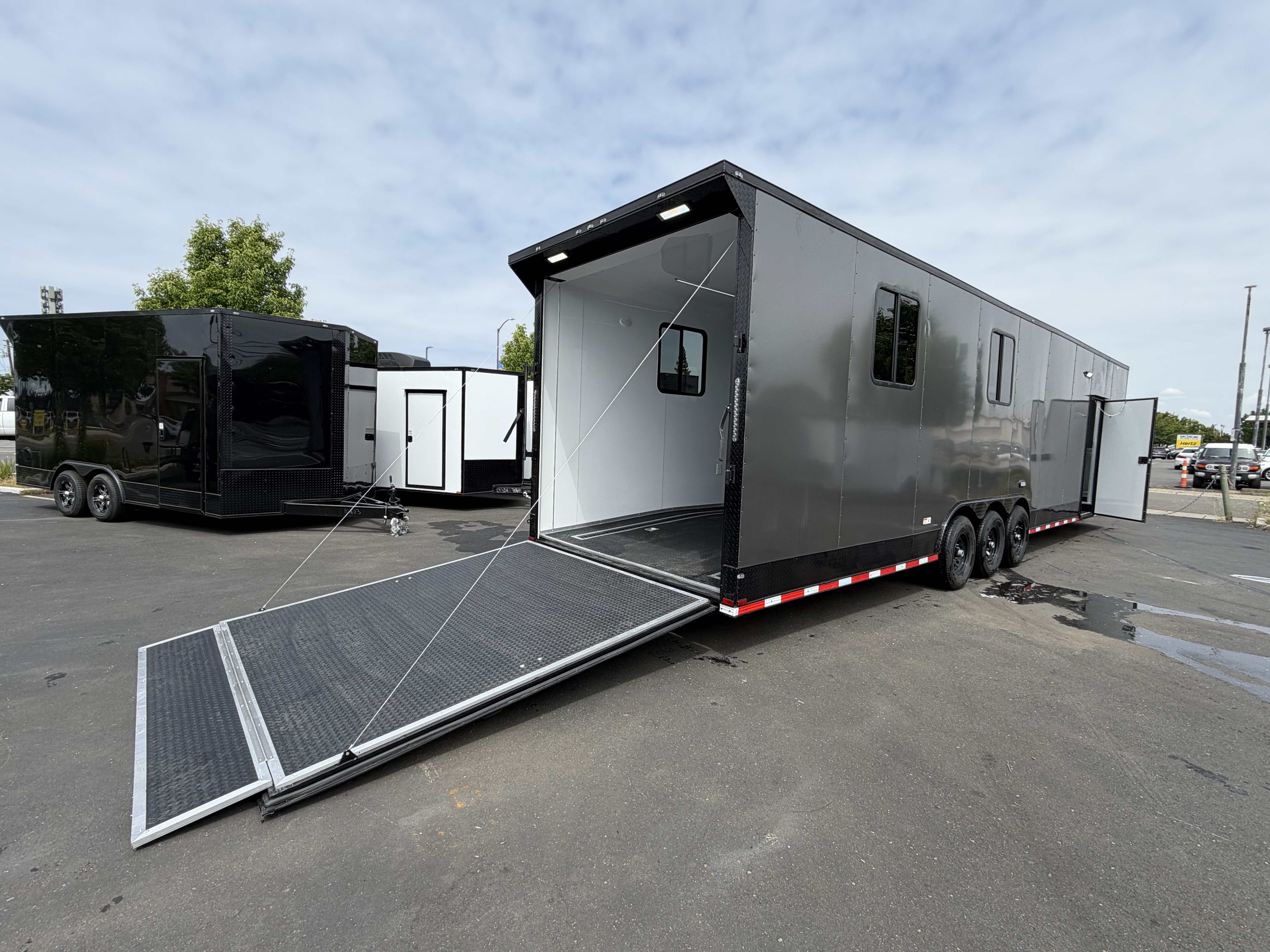 2026 8.5x36 TTA 2026 Panther Cargo 8.5x36TTA5 Race Trailer Toyhauler Charcoal — photo 5 of 17