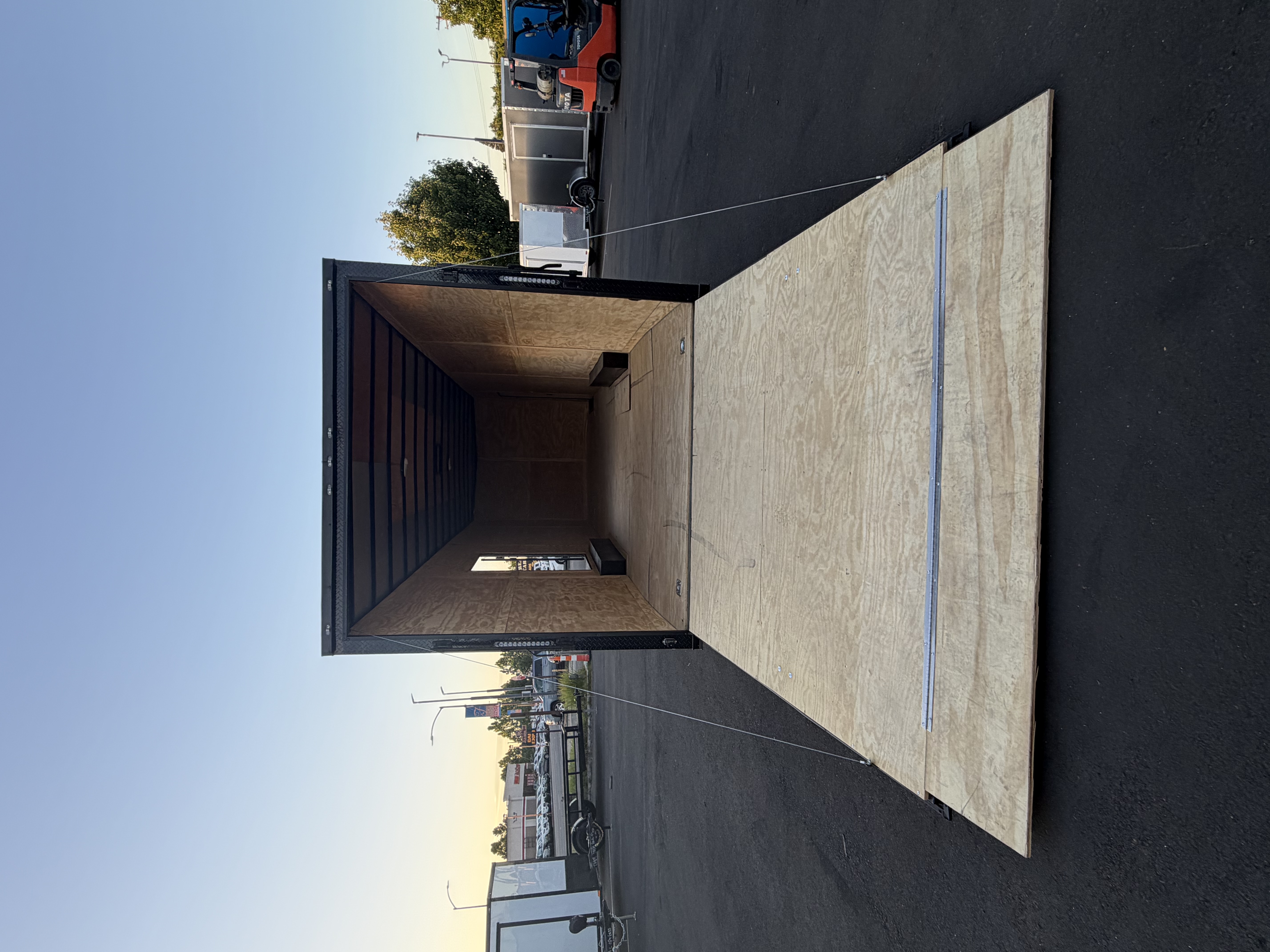2026 8.5x28 TA 8.5x28TA Carhauler Toyhauler White — photo 10 of 10