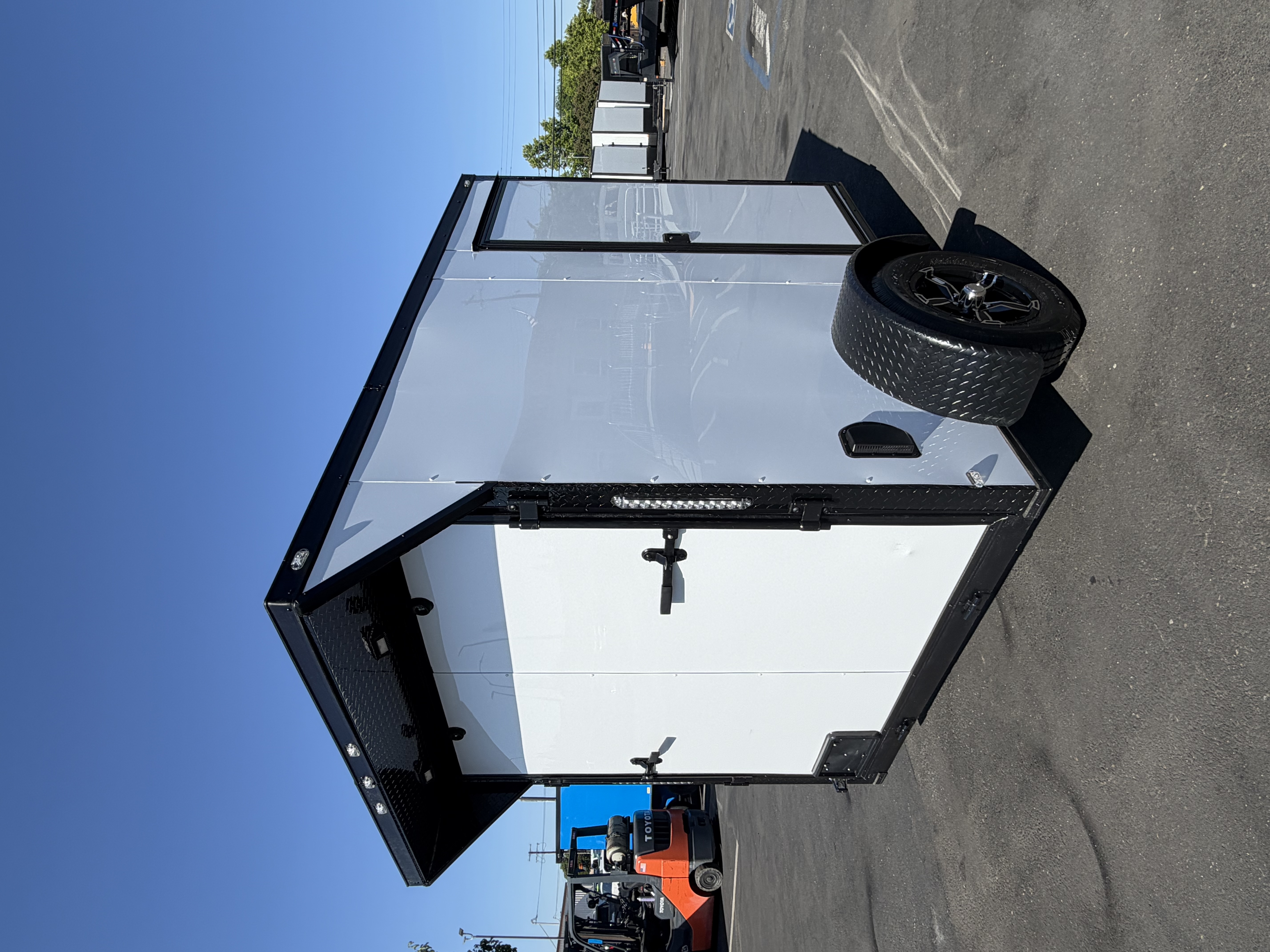2026 6x8 SA 2026 Panther Cargo 6x8SA White — photo 4 of 11