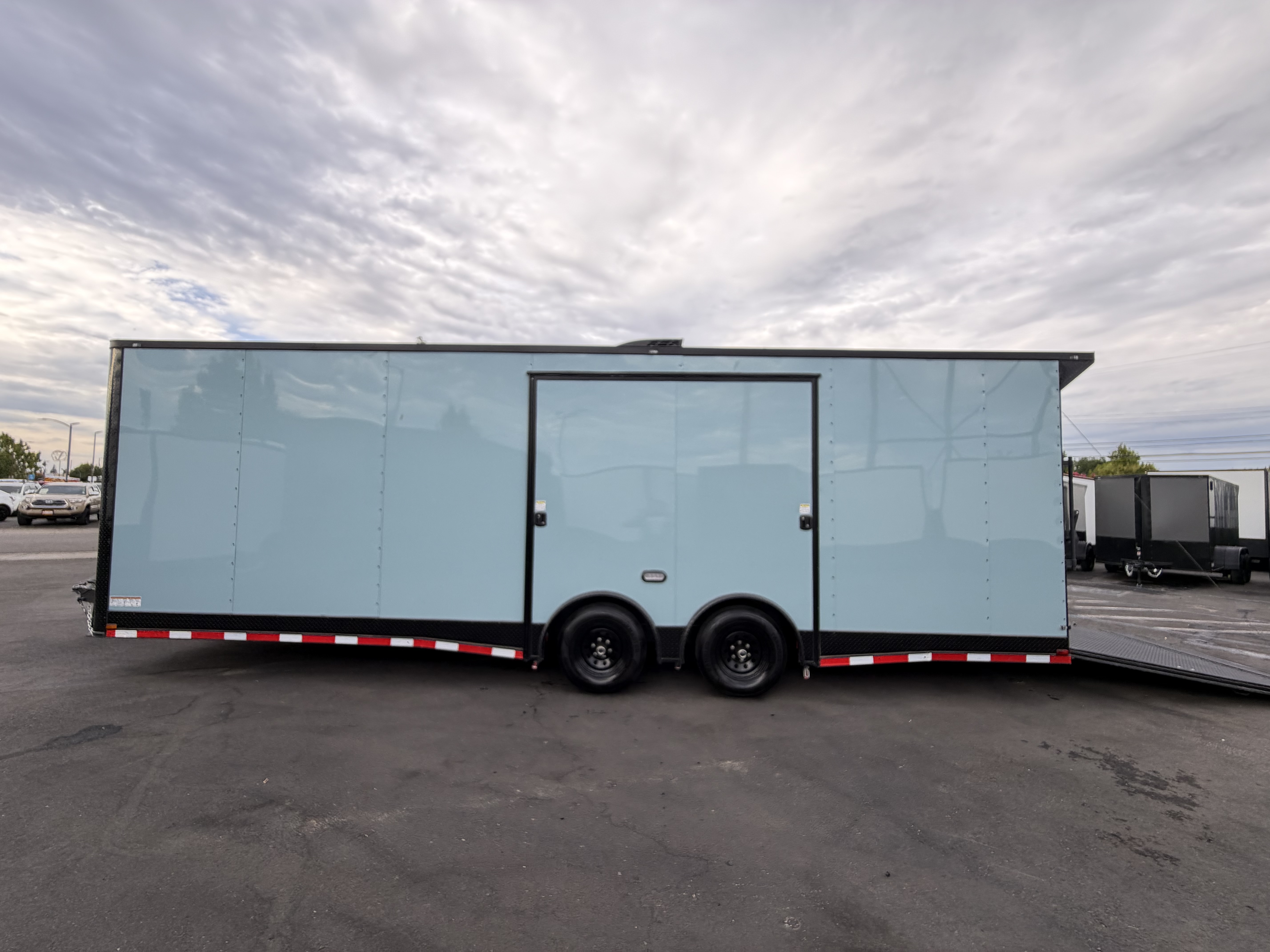 2026 8.5x26 TA 2026 Panther Cargo 8.5x26TA Race Trailer Polar gray — photo 6 of 18