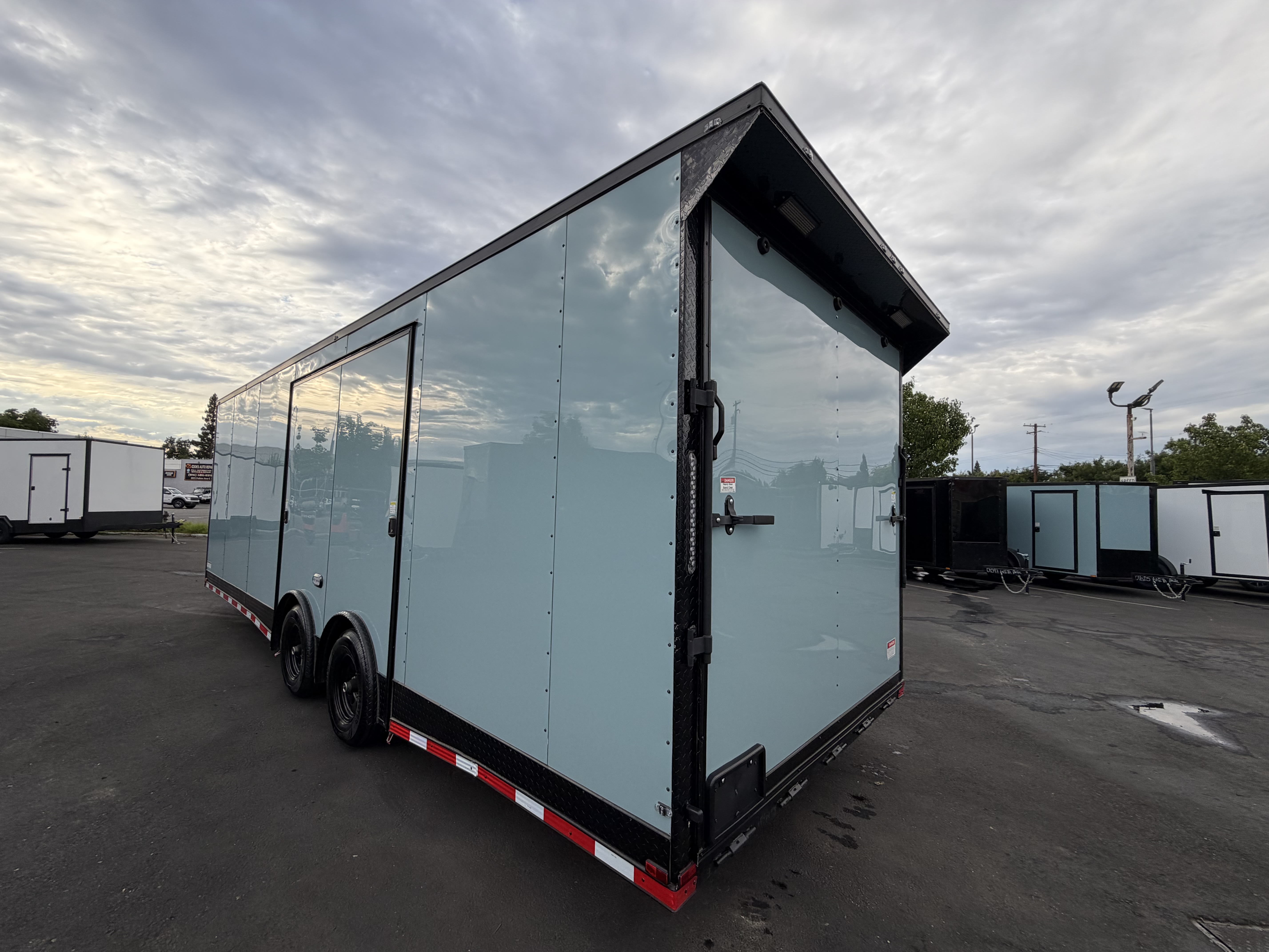 2026 8.5x26 TA 2026 Panther Cargo 8.5x26TA Race Trailer Polar gray — photo 8 of 18