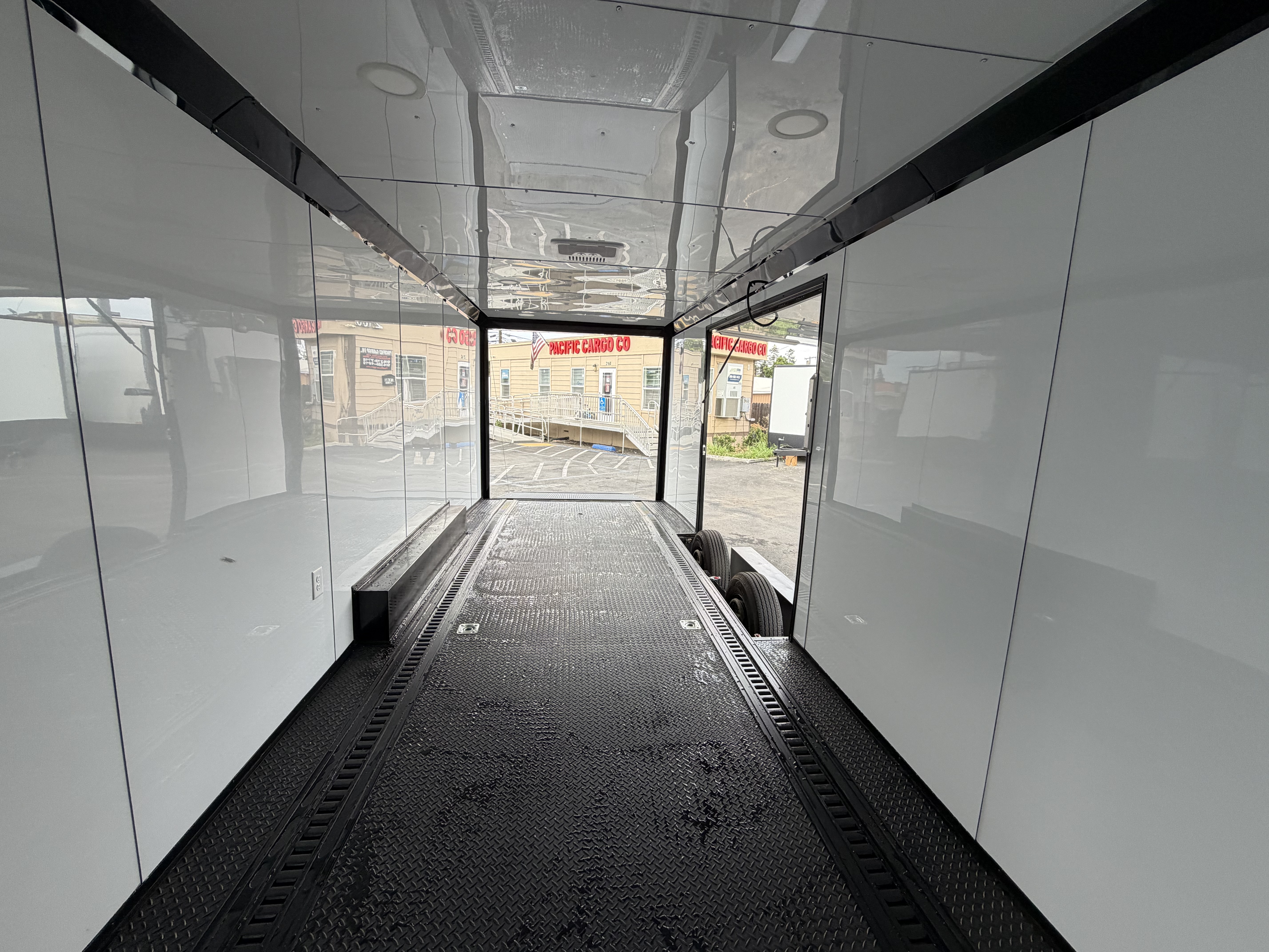 2026 8.5x26 TA 2026 Panther Cargo 8.5x26TA Race Trailer Polar gray — photo 14 of 18