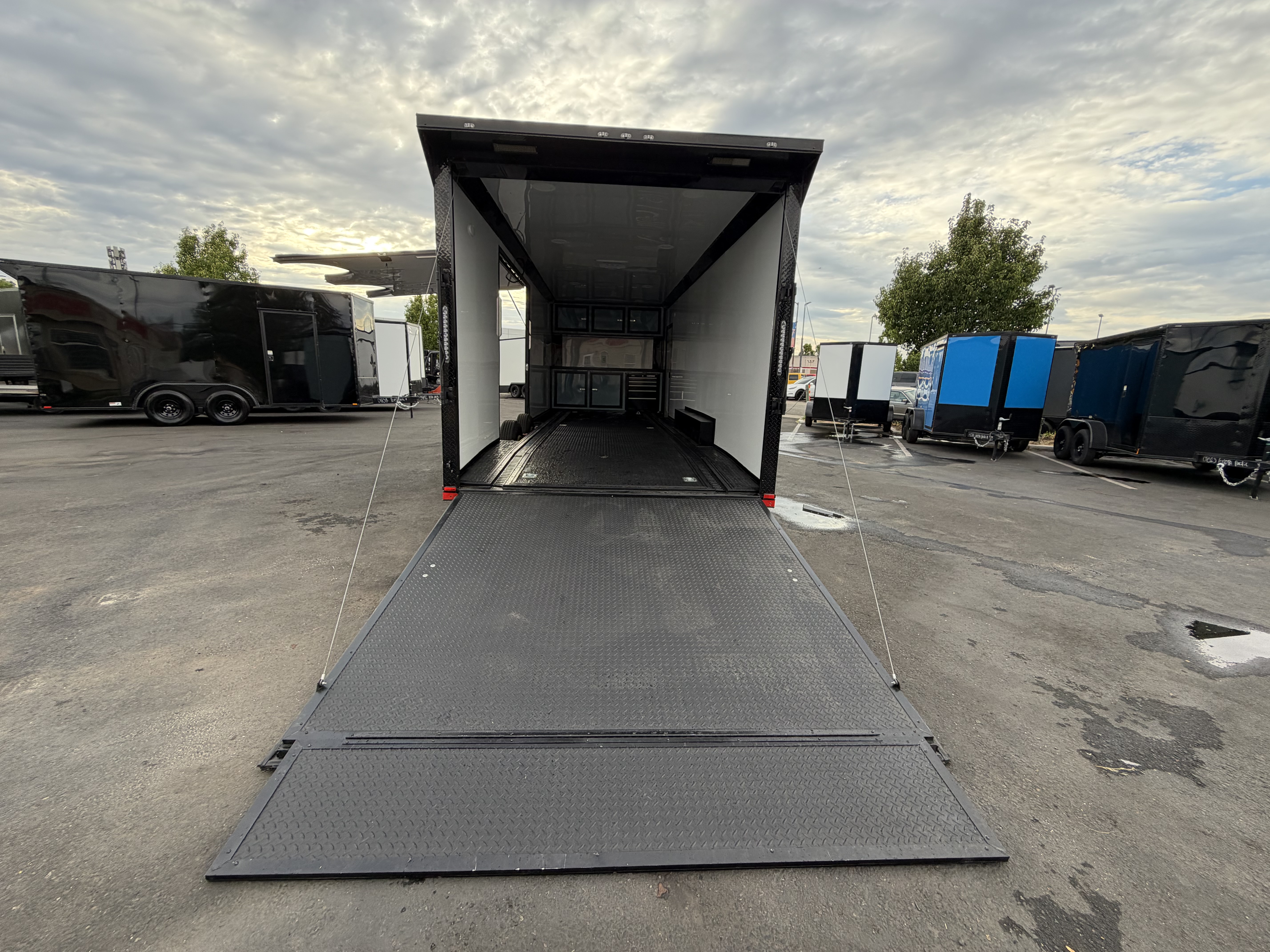 2026 8.5x26 TA 2026 Panther Cargo 8.5x26TA Race Trailer Polar gray — photo 18 of 18