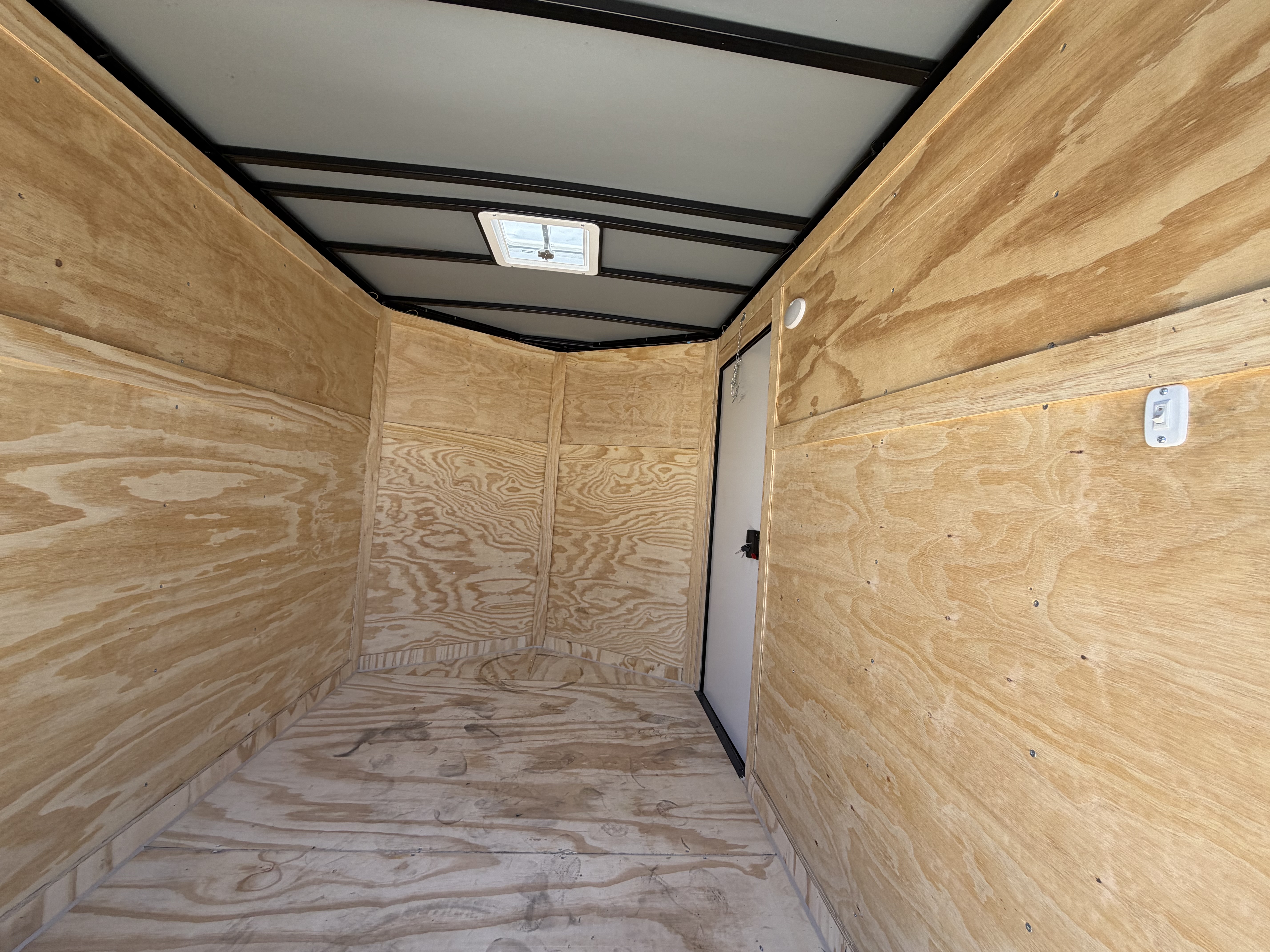 2027 6x8 SA 2027 Panther Cargo 6x8SA Black — photo 13 of 13