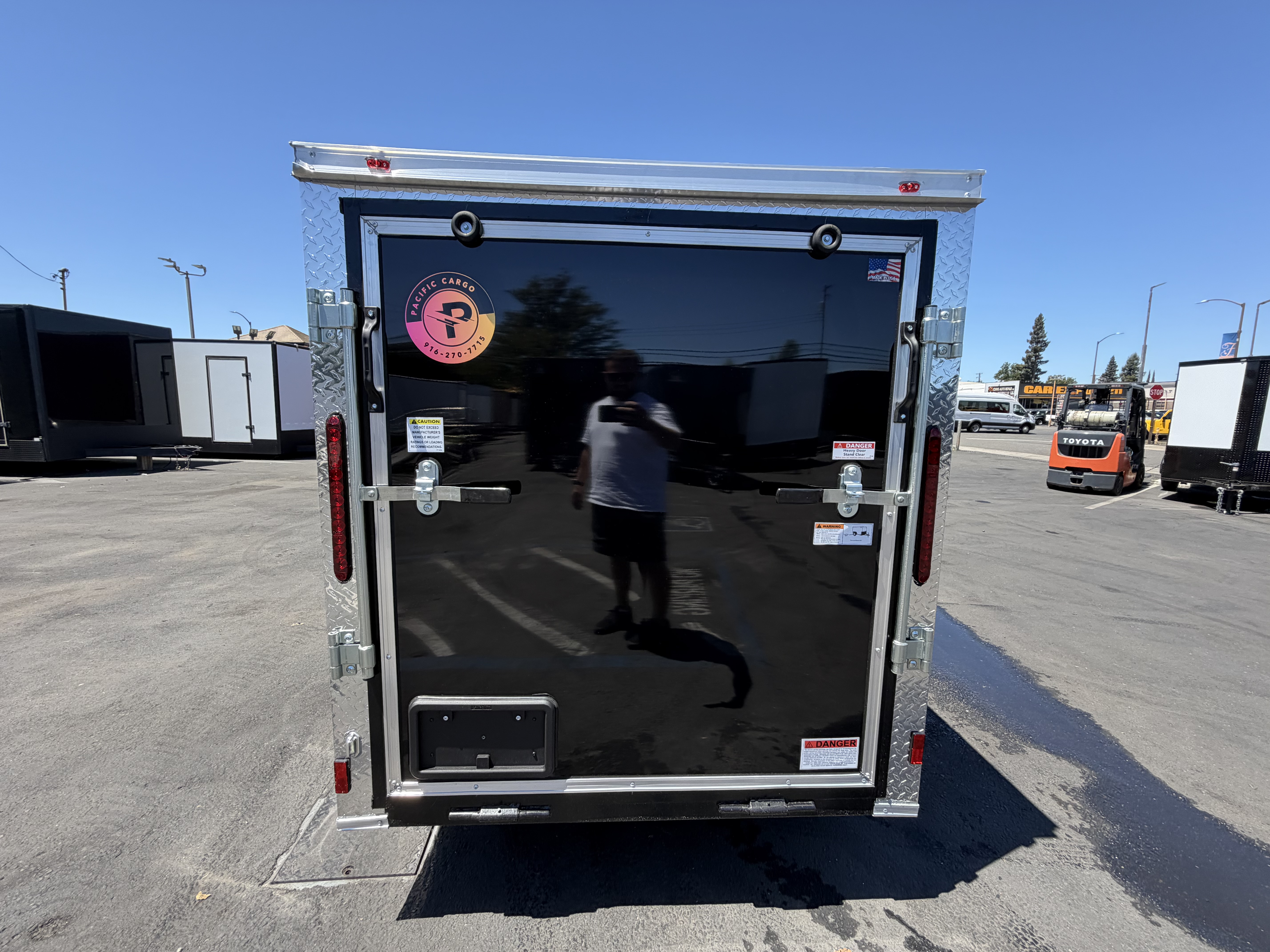 2027 5x10 SA 2027 Panther Cargo 5x10SA Black — photo 8 of 11