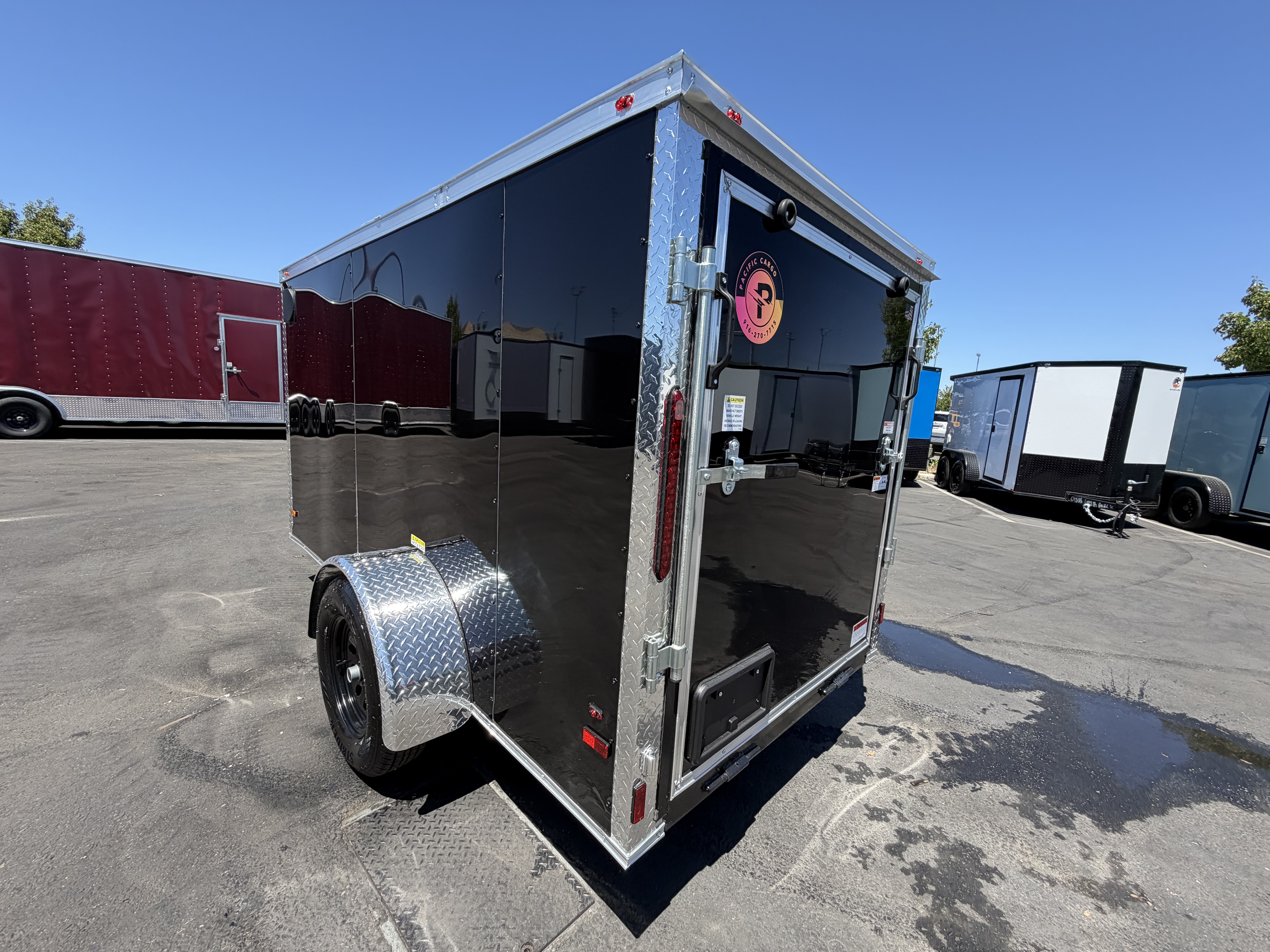 2027 5x10 SA 2027 Panther Cargo 5x10SA Black — photo 4 of 11