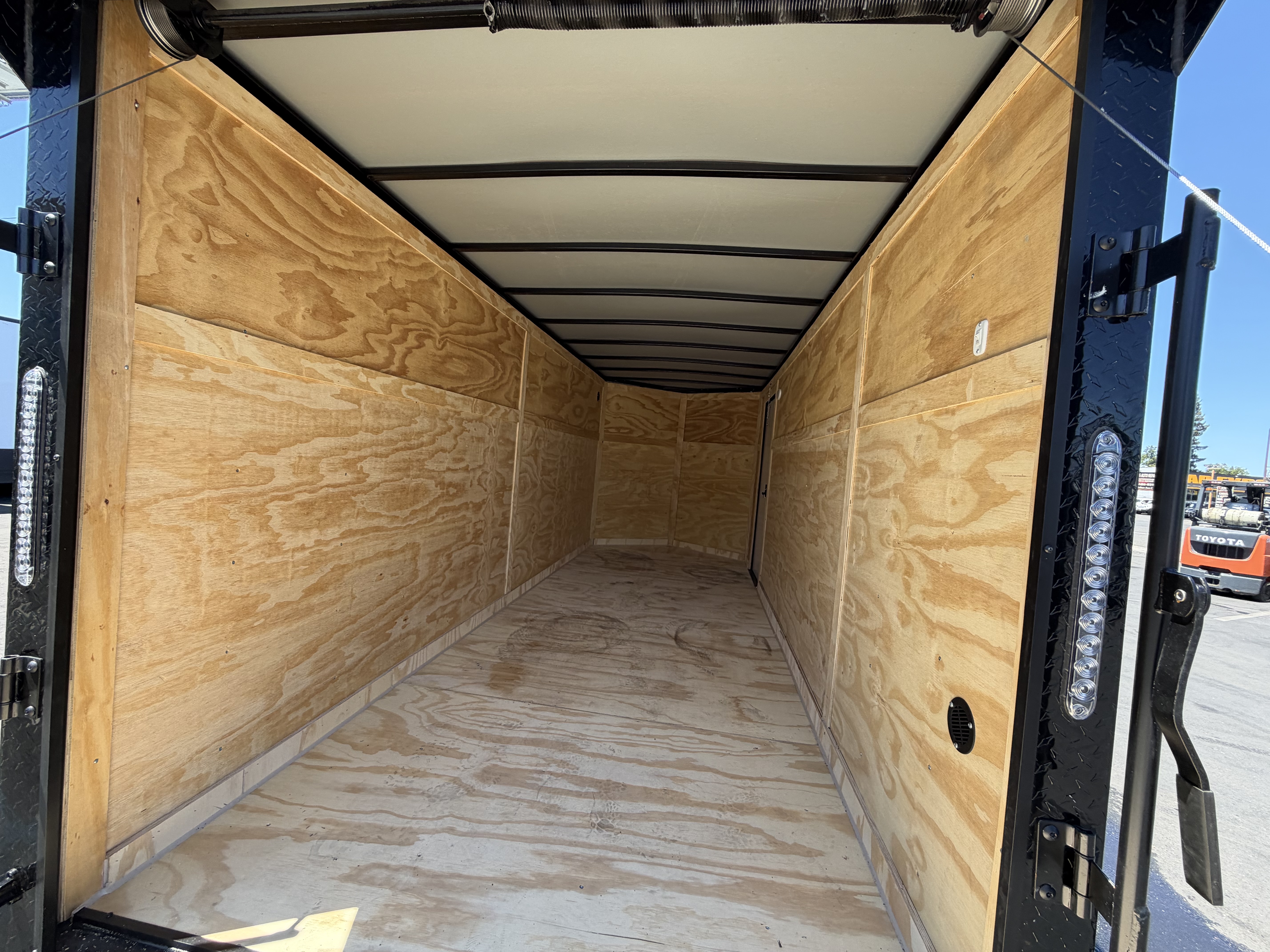 2027 6x16 TA 2027 Panther Cargo 6x16TA Black — photo 12 of 12