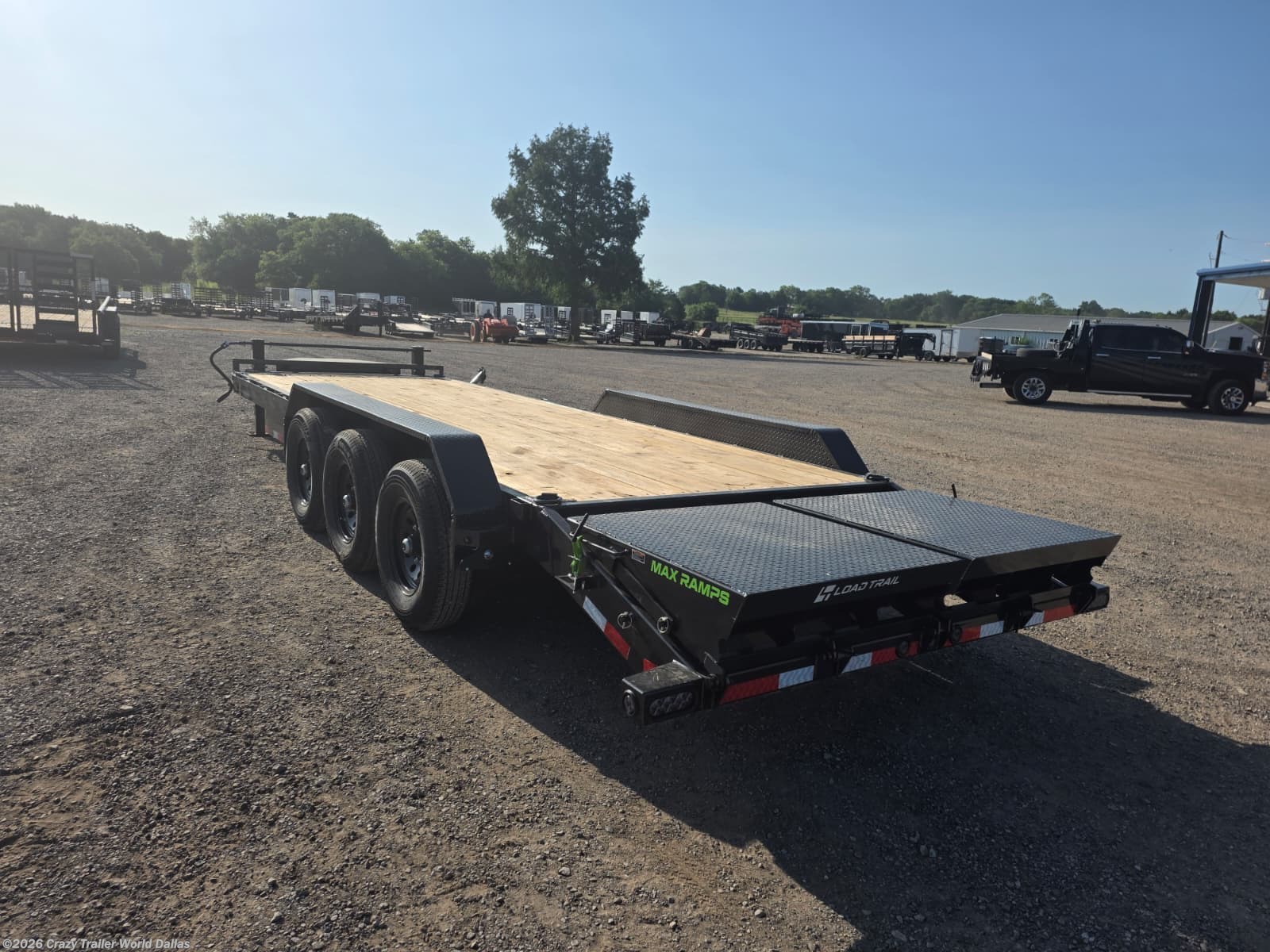 2027 83x24 TTA 2027 Load Trail CH83x24 Equipment Trailer Black — photo 2 of 17