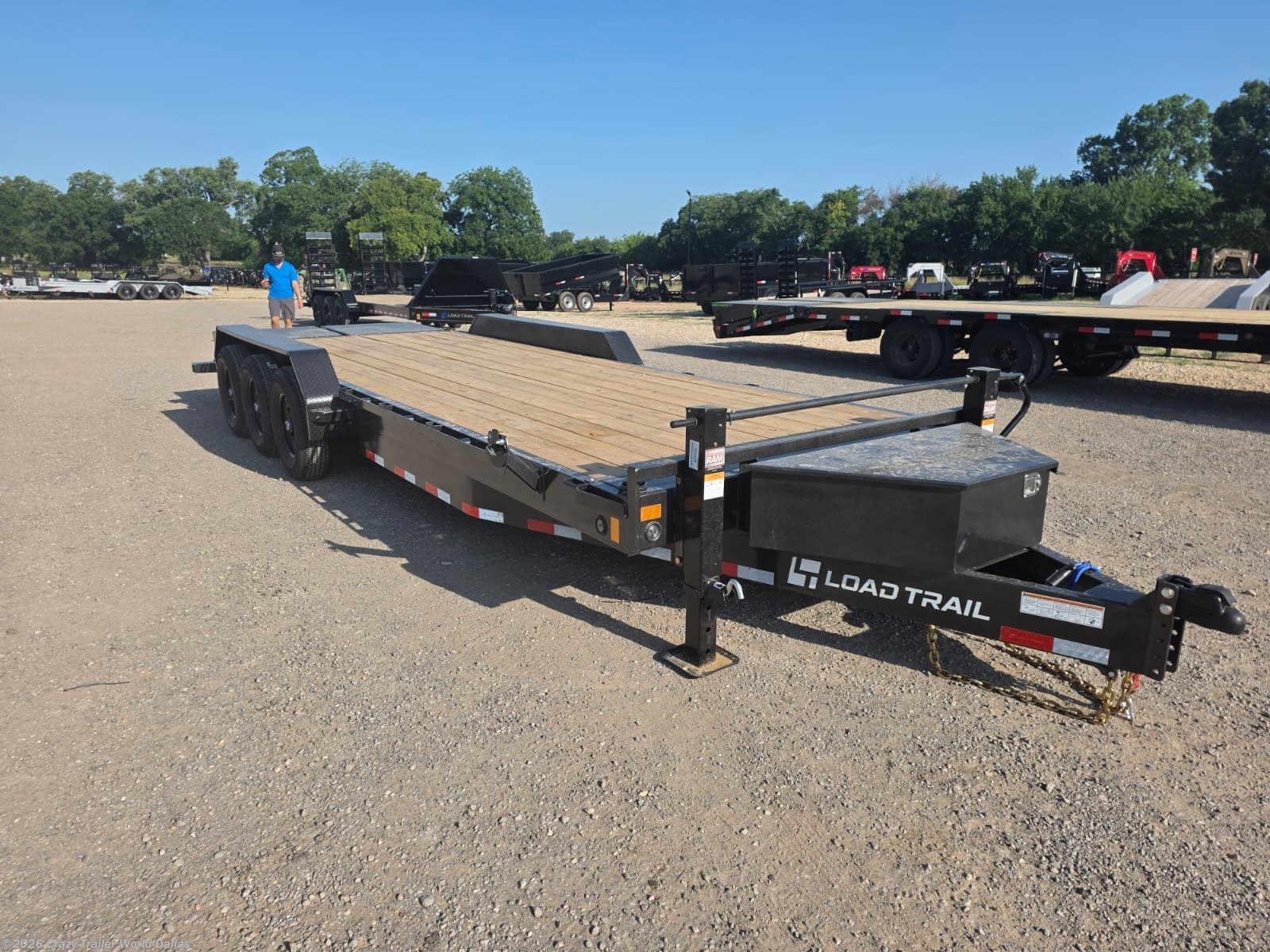 2027 83x24 TTA 2027 Load Trail CH83x24 Equipment Trailer Black — photo 7 of 17